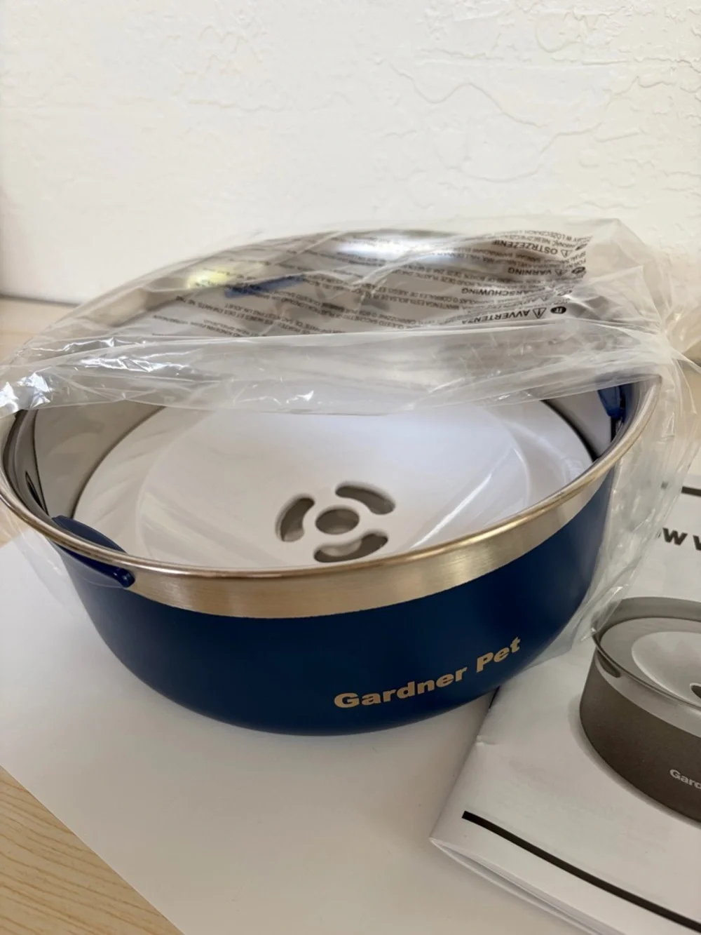 Gardner Anti Spill/Splash Water Dog Bowl